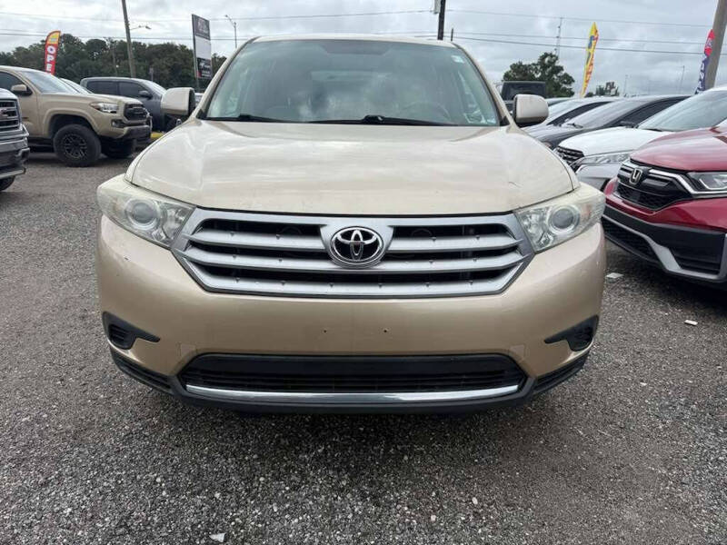 2011 Toyota Highlander SE