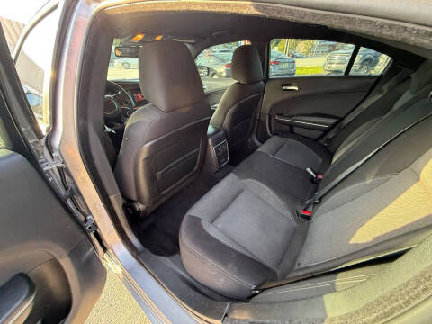 2015 Dodge Charger SE
