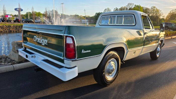 1973 Dodge D200 Pickup