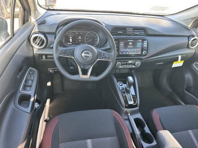 2025 Nissan Versa SR