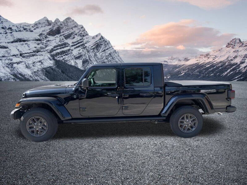 2024 Jeep Gladiator Sport