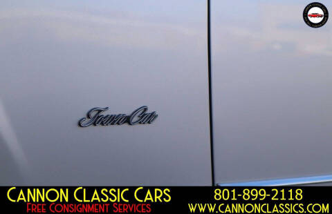 1984 Lincoln Town Car Signature