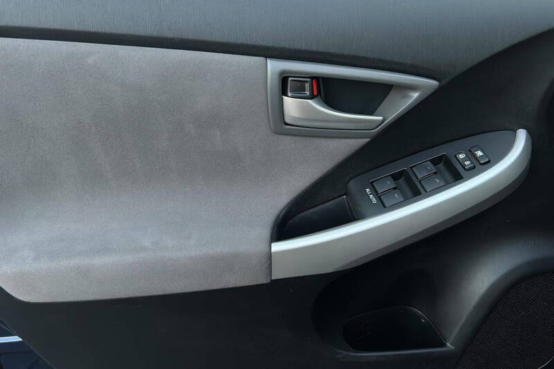 2015 Toyota Prius Three