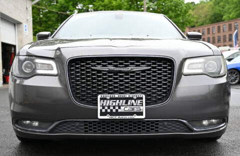 2017 Chrysler 300