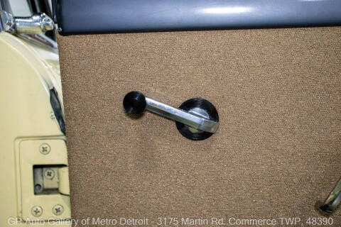 1951 Packard 200 Deluxe