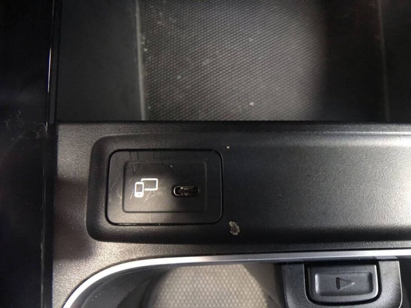 2021 Mercedes-Benz GLB GLB 250