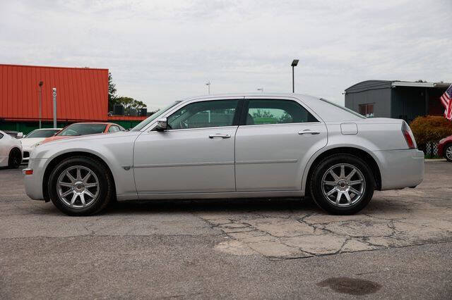 2005 Chrysler 300 C