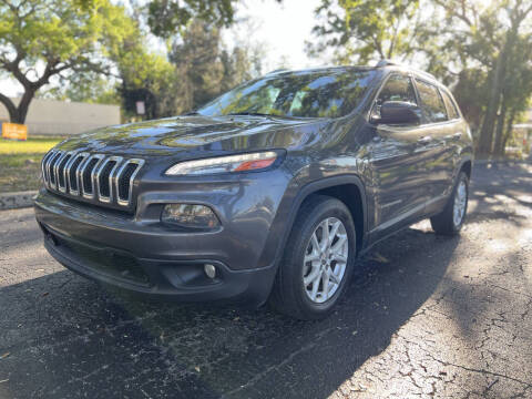 2015 Jeep Cherokee for sale at Florida Prestige Collection in Saint Petersburg FL