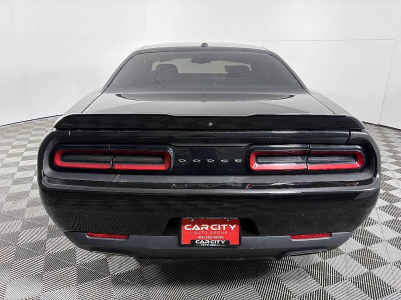 2018 Dodge Challenger SXT