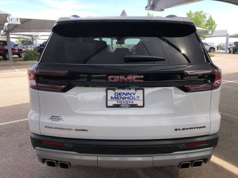 2025 GMC Acadia Elevation