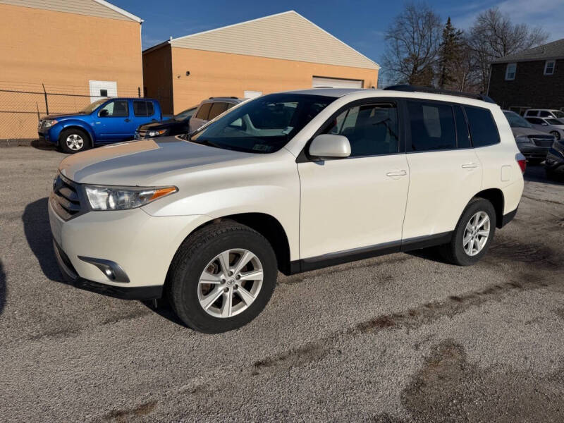 2013 Toyota Highlander SE