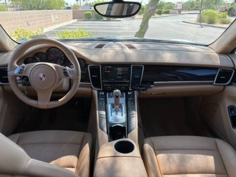 2011 Porsche Panamera 4