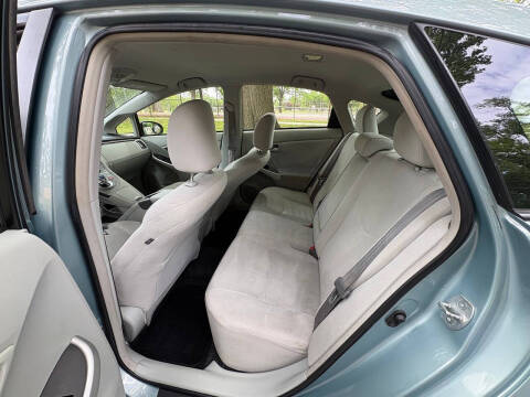 2014 Toyota Prius Two