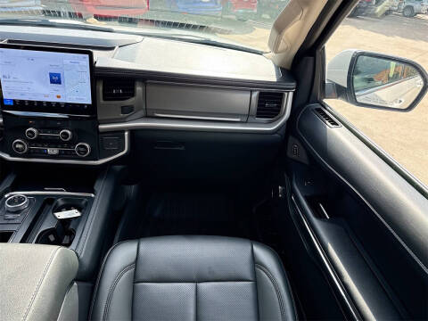 2024 Ford Expedition XLT