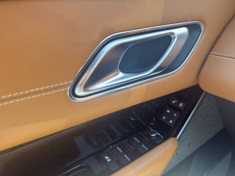 2019 Land Rover Range Rover Velar P380 R-Dynamic SE