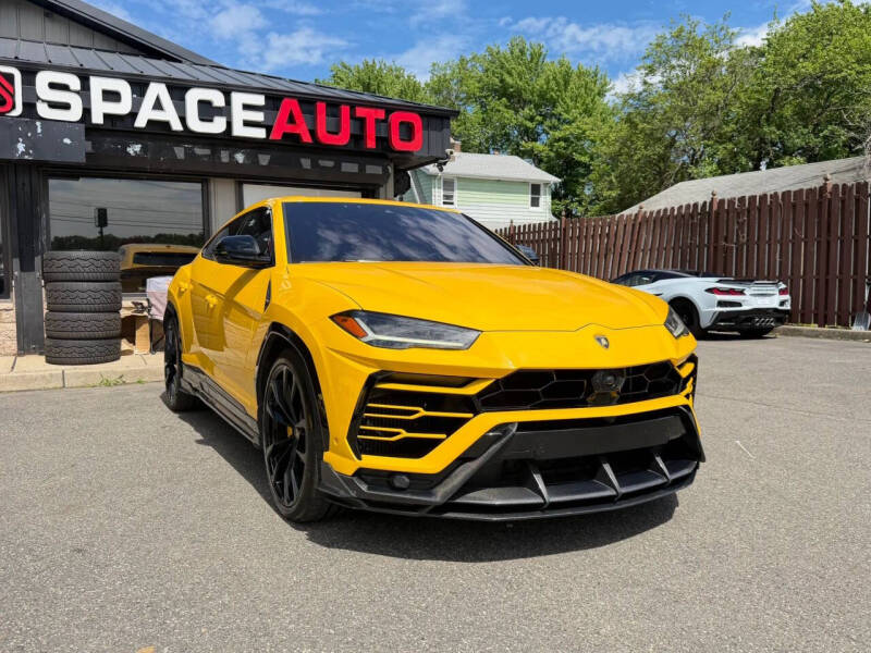 2020 Lamborghini Urus