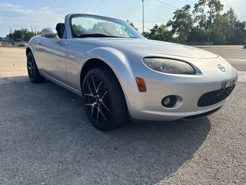 2007 Mazda MX-5 Miata Touring photo 2