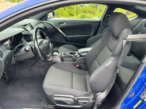 2013 Hyundai Genesis Coupe 2.0T