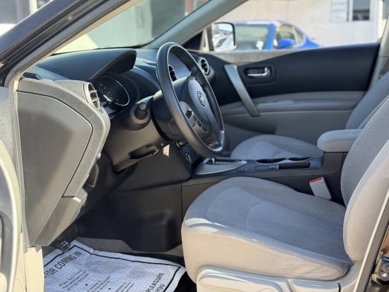 2014 Nissan Rogue Select S