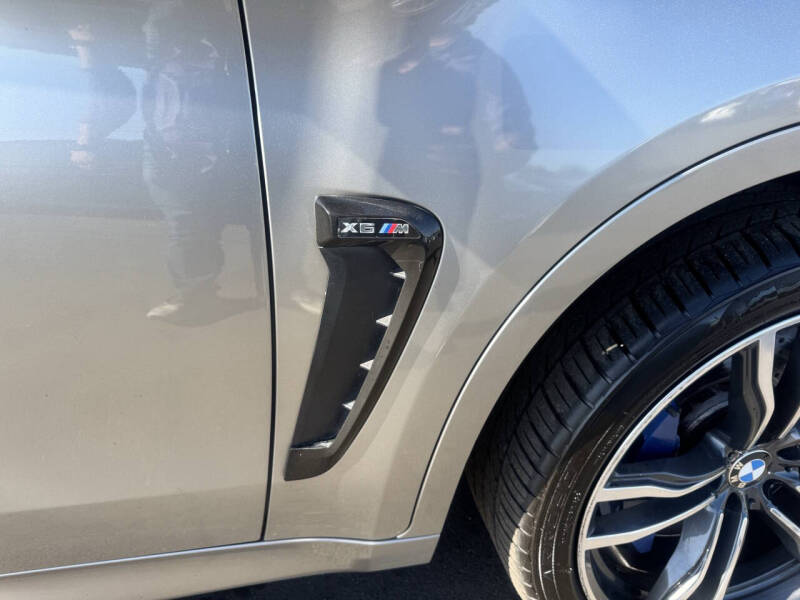 2015 BMW X6 M