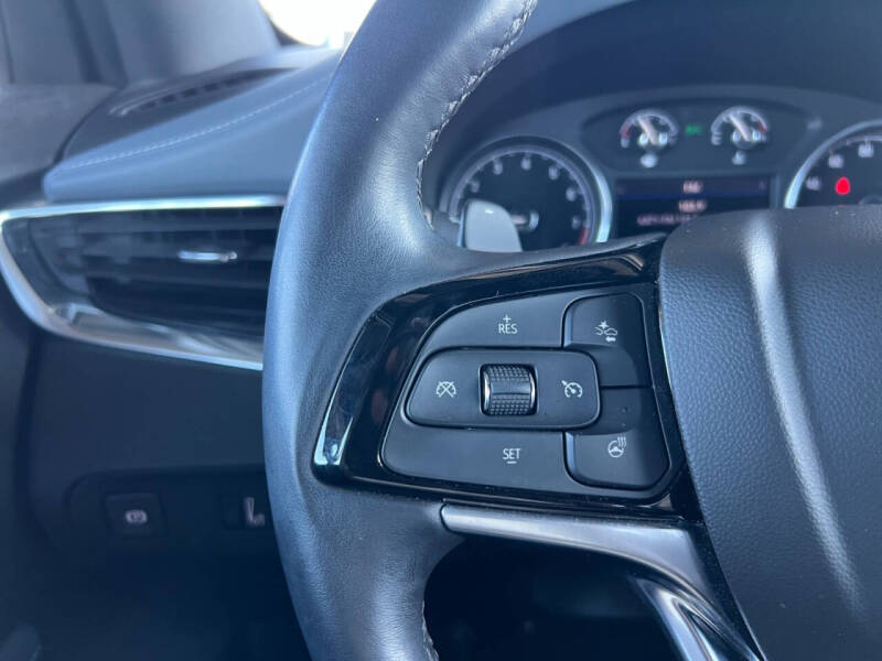 2022 Buick Enclave Essence