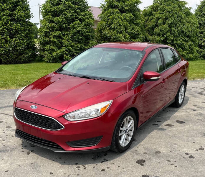 2017 Ford Focus SE's photo