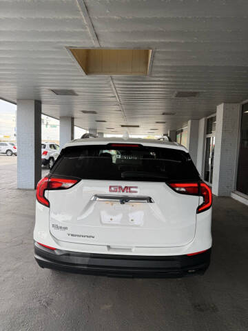 2020 GMC Terrain SLE