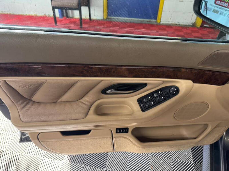 2001 BMW 7 Series 740iL