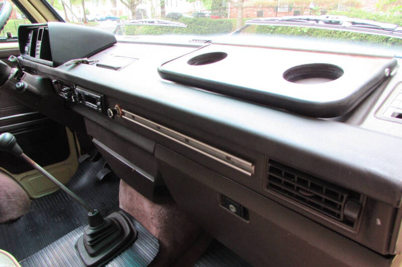 1982 Volkswagen Vanagon L