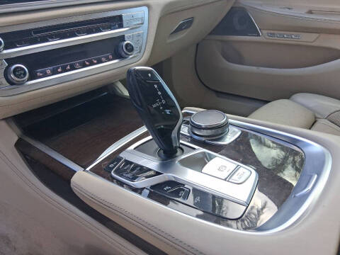 2016 BMW 7 Series 750i xDrive