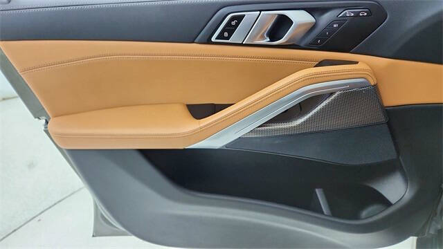 2023 BMW X6 xDrive40i