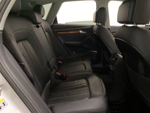 2023 Audi Q5 quattro Premium Plus 40 TFSI