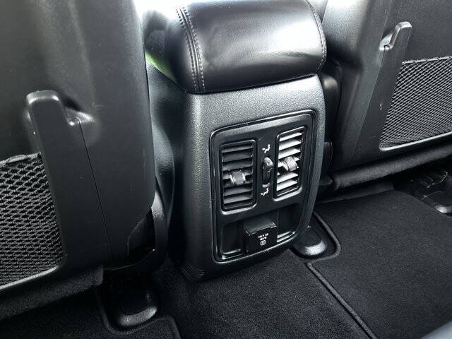 2019 Jeep Grand Cherokee Laredo E