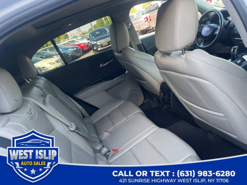 2019 Cadillac XT4 Premium Luxury