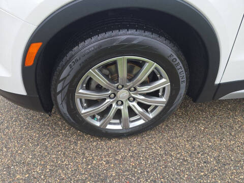 2019 Cadillac XT4 Premium Luxury