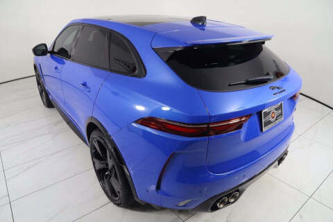 2024 Jaguar F-PACE SVR