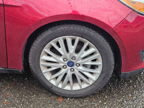 2017 Ford Focus Titanium