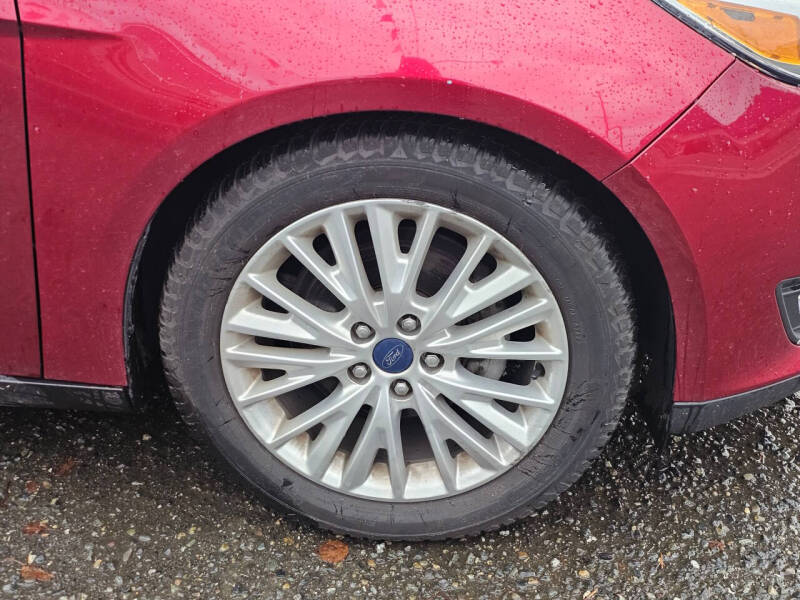 2017 Ford Focus Titanium