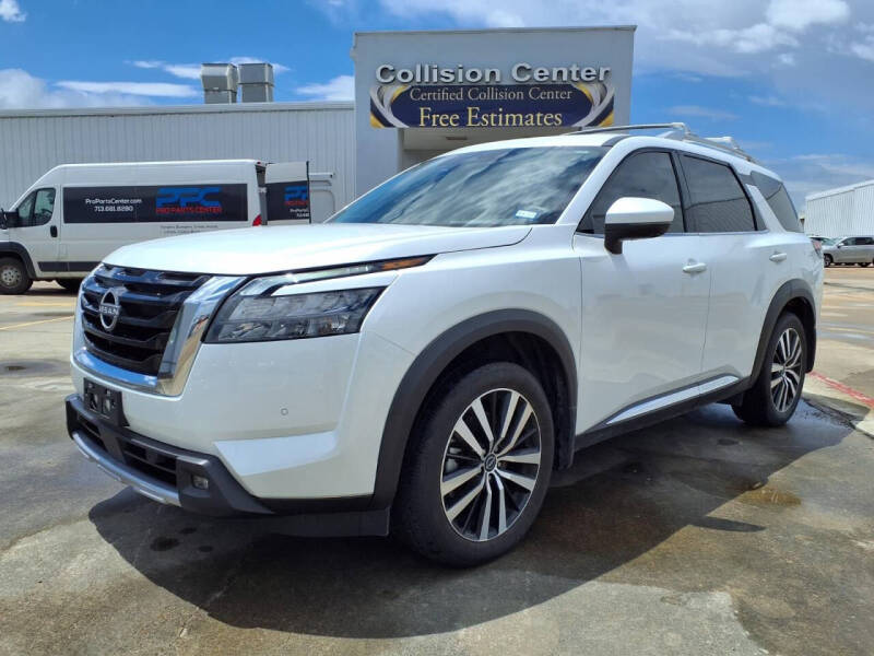 2025 Nissan Pathfinder Platinum