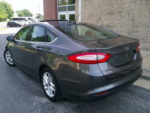 2016 Ford Fusion SE