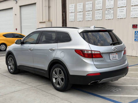 2013 Hyundai Santa Fe GLS