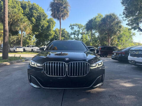 2022 BMW 7 Series 740i