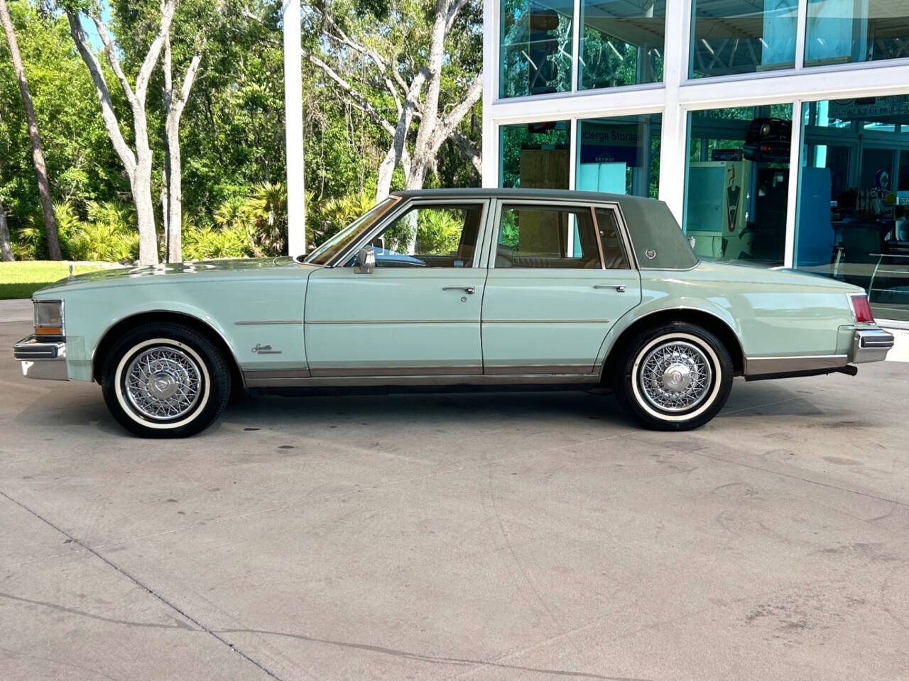 1977 Cadillac Seville 8
