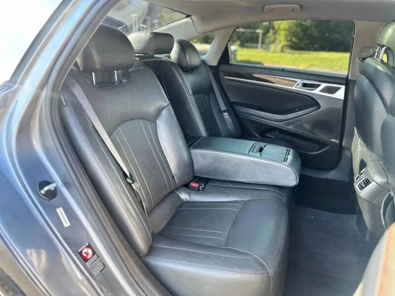 2015 Hyundai Genesis