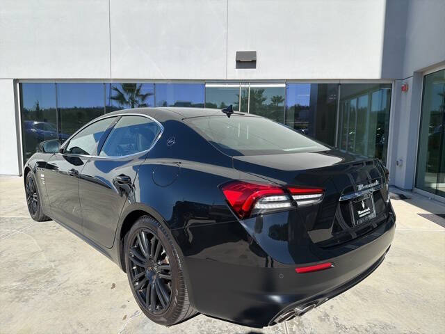 2022 Maserati Ghibli Modena