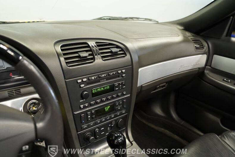 2002 Ford Thunderbird Deluxe