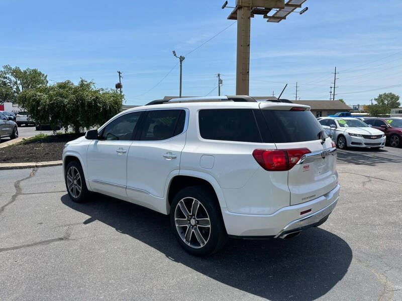 2017 GMC Acadia Denali