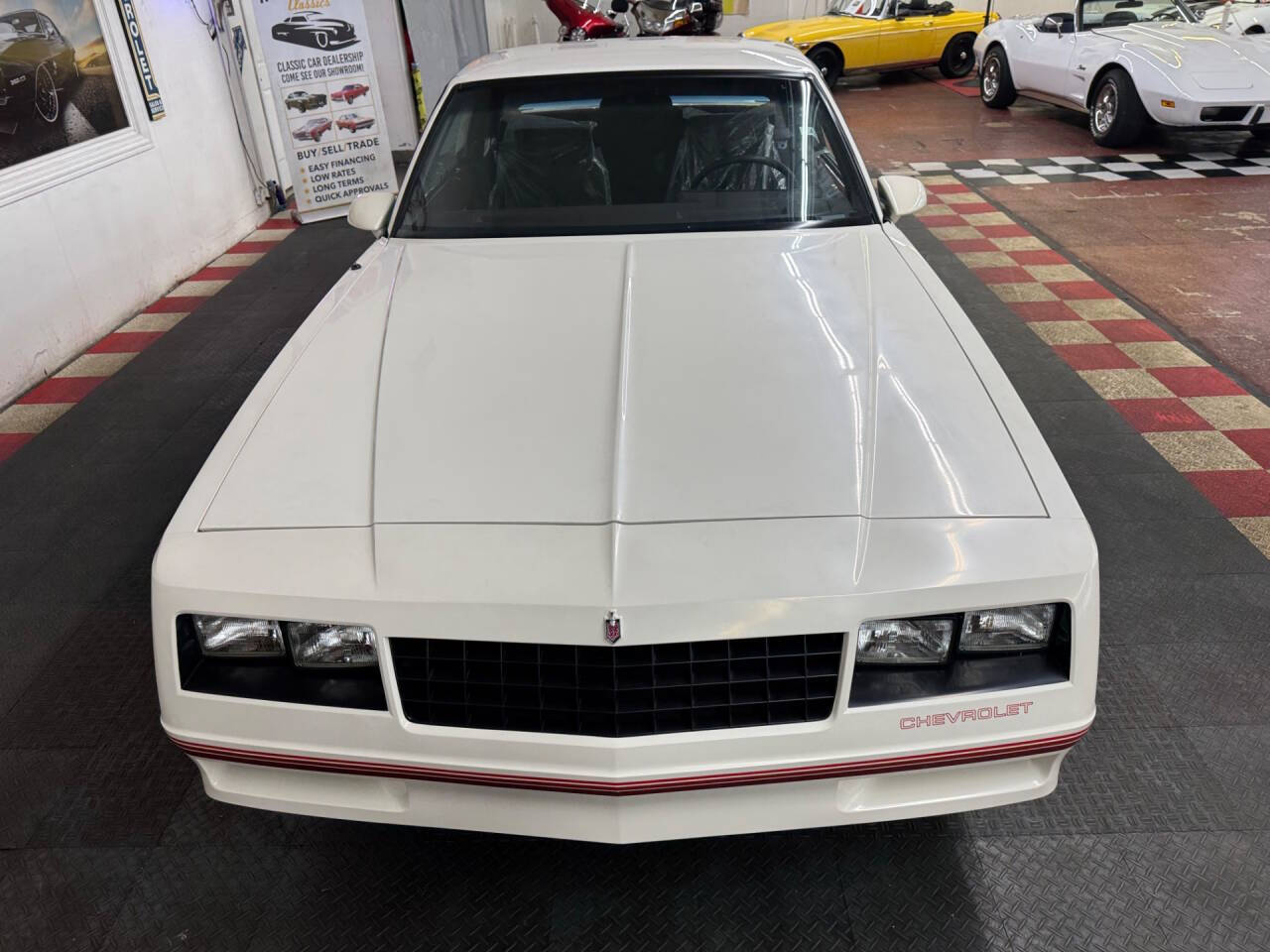 1988 Chevrolet Monte Carlo 5