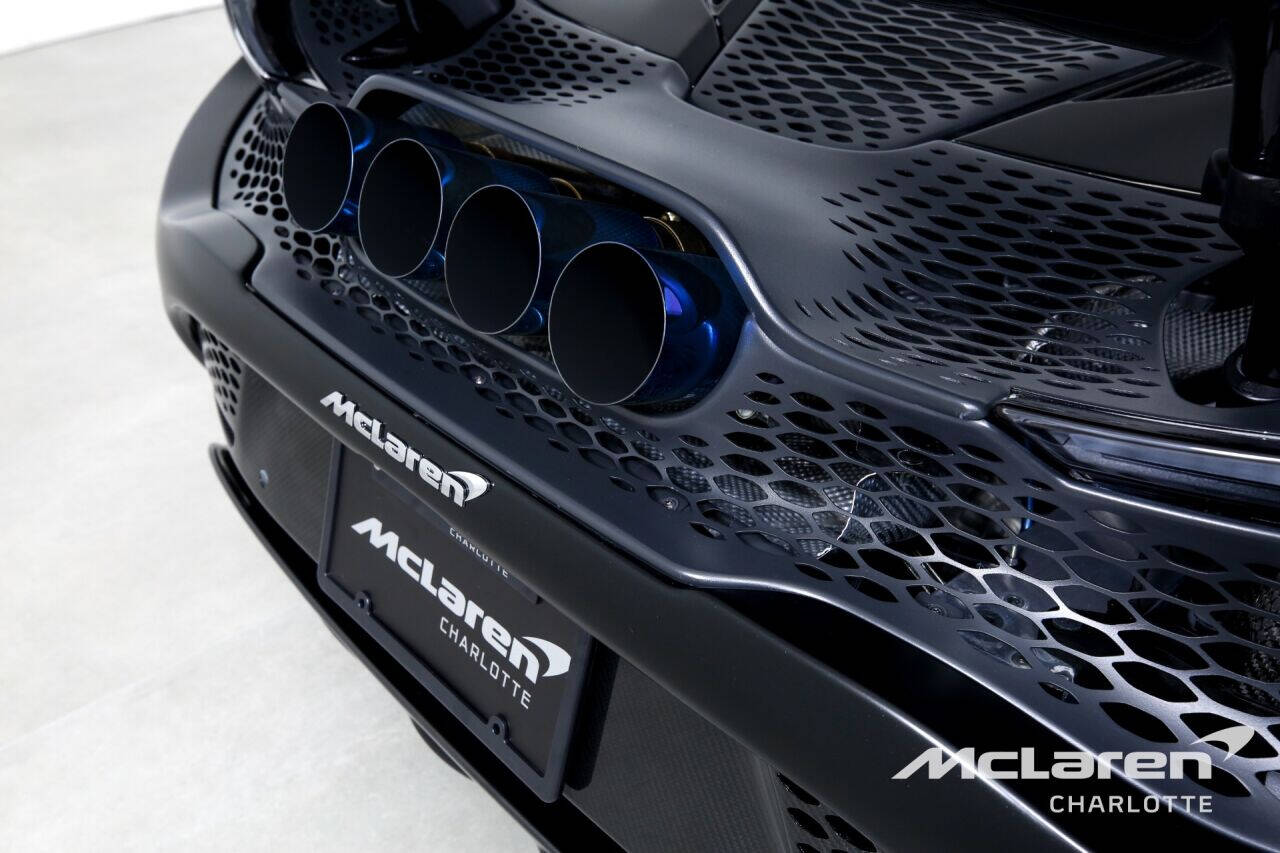 ONYX BLACK 2021 McLaren 765LT Base 2dr Coupe 30