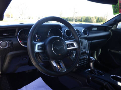 2016 Ford Mustang V6